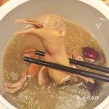 春夏秋冬祛痘神汤——绿豆炖乳鸽