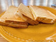 咖椰吐司-HELLO 27 意面·沙拉·帕尼尼