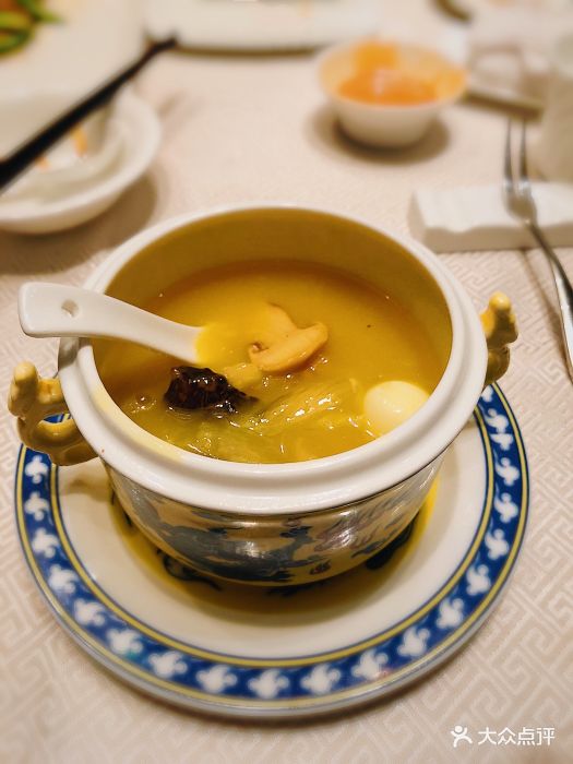 曲江国际饭店餐厅佛跳墙图片 - 第2张