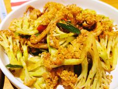 孜然花菜鱿鱼-五马集·海鲜·温州大牌档(黑金冠五马街十字路口店)