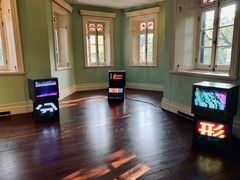 -Nathalie Djurberg与Hans Berg“牛皮纸包裹的月亮”-Prada荣宅当季展览