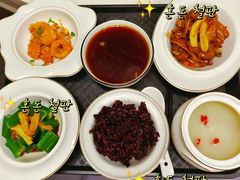 -臻爱住家月嫂育儿嫂(万达店)