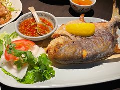 -大头虾越式风味餐厅(光明广场店)