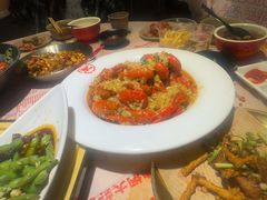 -肥肥虾庄·金牌油焖大虾(汉街SKP店)