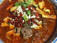 -裕鼎鲜·新中菜(金鼎广场店)