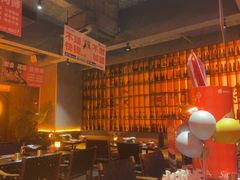 -何师烧烤Pro ·江湖川菜·小龙虾·精酿(太古里旗舰店)