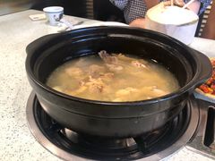-烹然四季椰子鸡火锅(团结湖总店)
