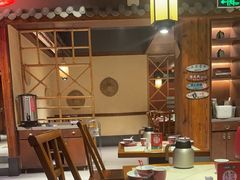 -湘西小馆(滨河路店)