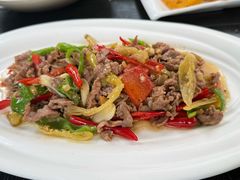 泡椒牛肉-炊烟餐厅