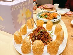 -红樱桃·欢乐餐厅(太原里店)