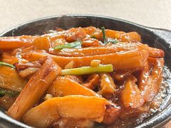 -猪三哥肥肠鸡川菜小炒