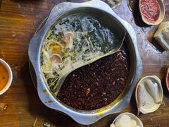 -储奇门鳝鱼火锅(总店)