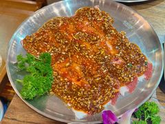 -明洞阿姨·韩式酱蟹烤肉·创意料理(三元桥店)