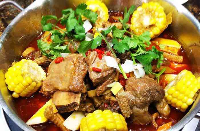 一锅两头牛(开发区店)-"老板娘素质实在太差,带着朋友中午去吃饭,.