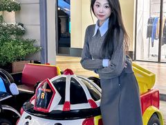 -王府井奥莱临潼小镇(临潼店)