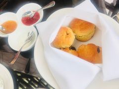 司康饼-瑞吉酒店·The Drawing Room闲逸廊·云端下午茶·夜奢Whiskey