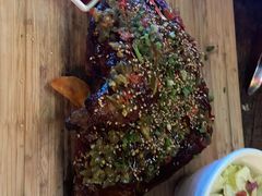 招牌烤猪肋排（半份）-Famous肥猫墨西哥音乐餐吧(五棵松华熙LIVE店)