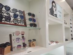-明月眼镜(三坝店)