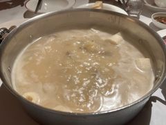 招牌松茸清汤底-洋房火锅(新天地店)