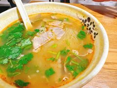 -黄阿姨锅贴大王(万航渡路店)