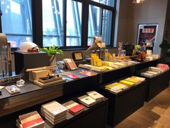 -阅西安新华书店(翠华南路店)