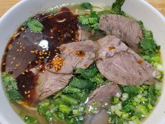 -嘻小北·兰州清汤牛肉面(太平洋森活天地店)