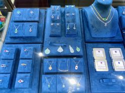 点击看大图 -Cindy Jewelry·钻戒·彩色宝石