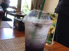 -Chom Cafe and Restaurant