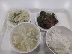 -浦东图书馆读者餐厅