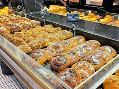 -BUTTERFUL&CREAMOROUS 黄油与面包(万象城店)