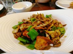 -赶海部落海鲜城(海阳路店)