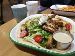 照烧鸡肉配牛油果拉法沙拉-HELLO 27 意面·沙拉·帕尼尼