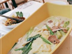 -谭仔米线(皇庭广场店)
