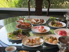 -舜耕山庄四时万和自助餐厅