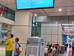 -奥冠体育华师附中恒温游泳馆