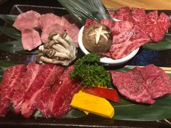 -炼火烤肉店