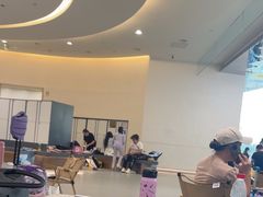 -冰纷万象滑冰场(沈阳万象城店)