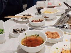 -海底捞火锅(长宁路龙之梦店)