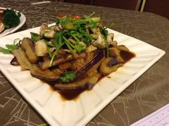 墨鱼仔芥末拌茄子-六婶西关小厨(光塔路店)