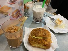 鲜油腿菠萝包-华嫂冰室(尖沙咀店)