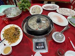 -花苑美食横琴生蚝火锅(拱北粤华路店)