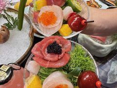 -雍容荟帝王蟹活龙虾展台自助(IFS黑金店)