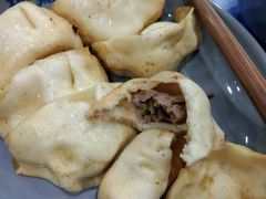 -天天锅贴王(迎凤街店)