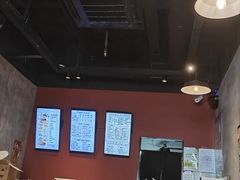 -牛纽塔·牛人堡(群众路店)