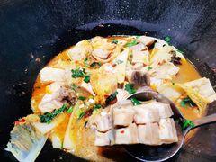 -老刘生态大鱼坊铁锅炖鱼(赛马场店)