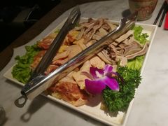 -尚尚仙·酸汤猪手·猪肚鸡火锅(华联万柳购物中心店)