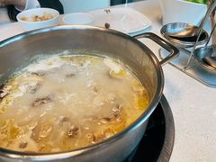 -煲王粤菜餐厅(中侨中心店)