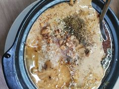 -小街曹师傅砂锅麻辣烫(亚泰大街店)