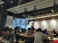 大堂-馋三尺蟹粉小笼(人民广场店)