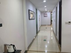 -瑞尔齿科(东方广场诊所)